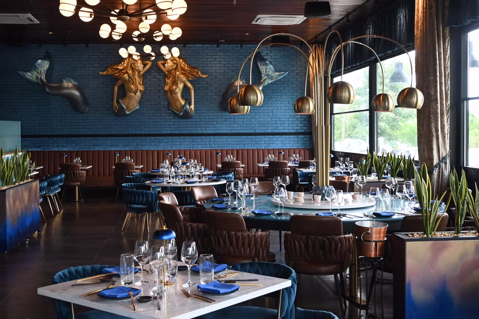 The Main Dining Room, photo 2